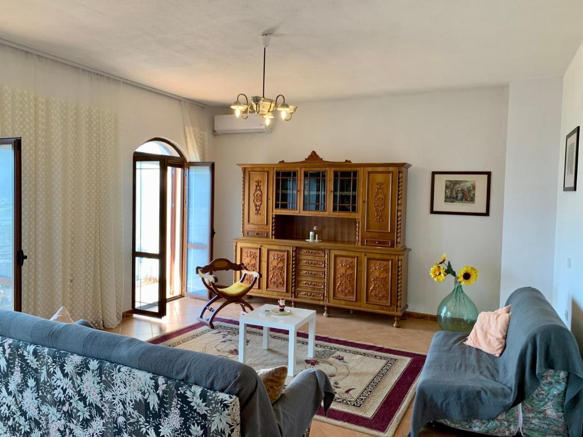 Guesthouse Villa Rosa Berat Buitenkant foto