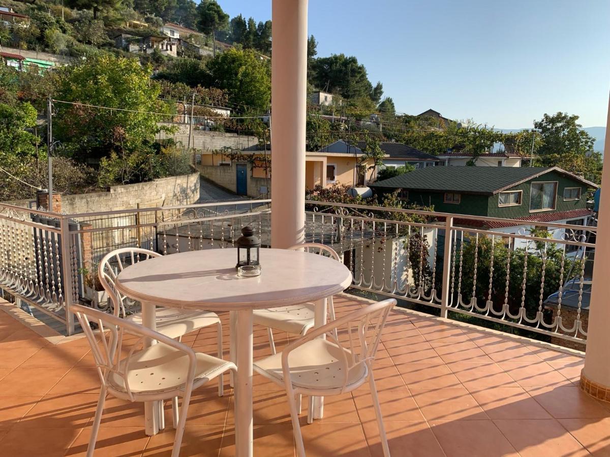 Guesthouse Villa Rosa Berat Buitenkant foto