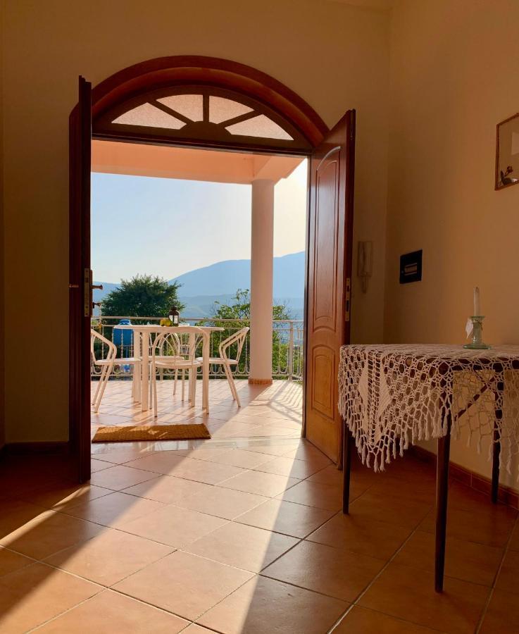 Guesthouse Villa Rosa Berat Buitenkant foto