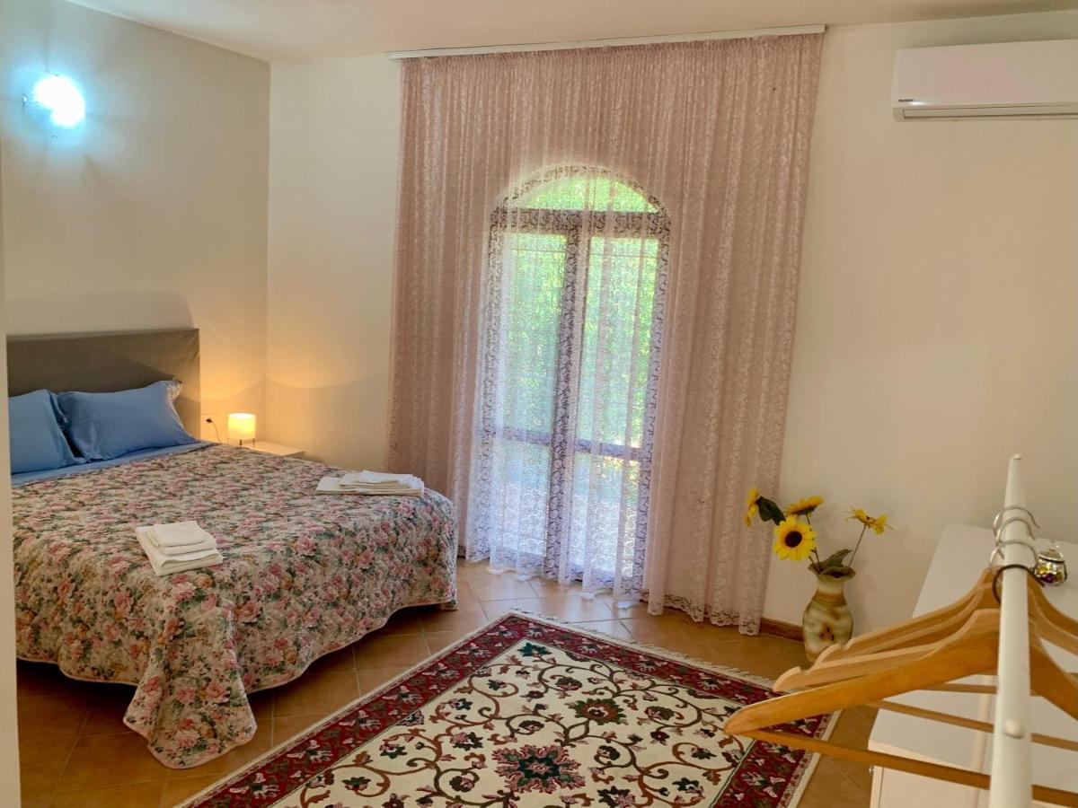 Guesthouse Villa Rosa Berat Buitenkant foto