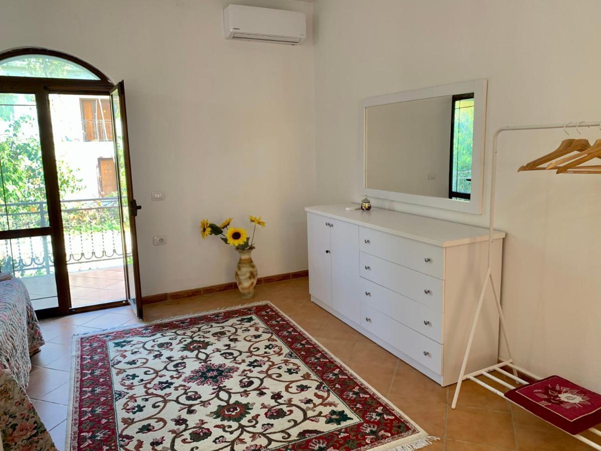 Guesthouse Villa Rosa Berat Buitenkant foto