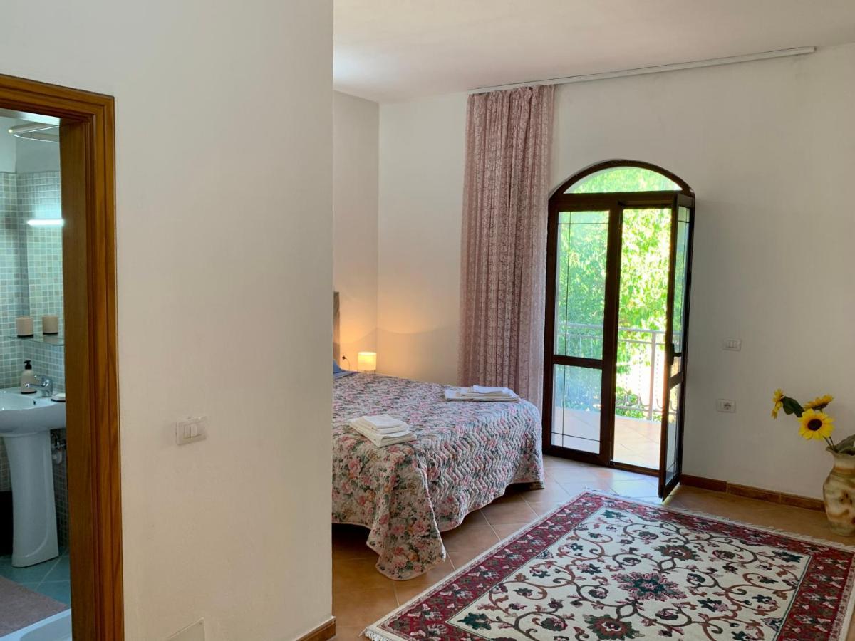 Guesthouse Villa Rosa Berat Buitenkant foto