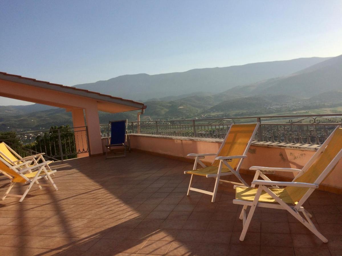 Guesthouse Villa Rosa Berat Buitenkant foto