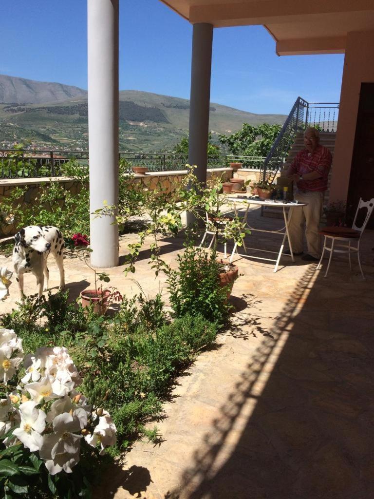 Guesthouse Villa Rosa Berat Kamer foto